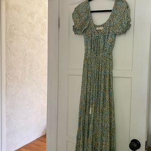 BEACHGOLD Floral Maxi Dress